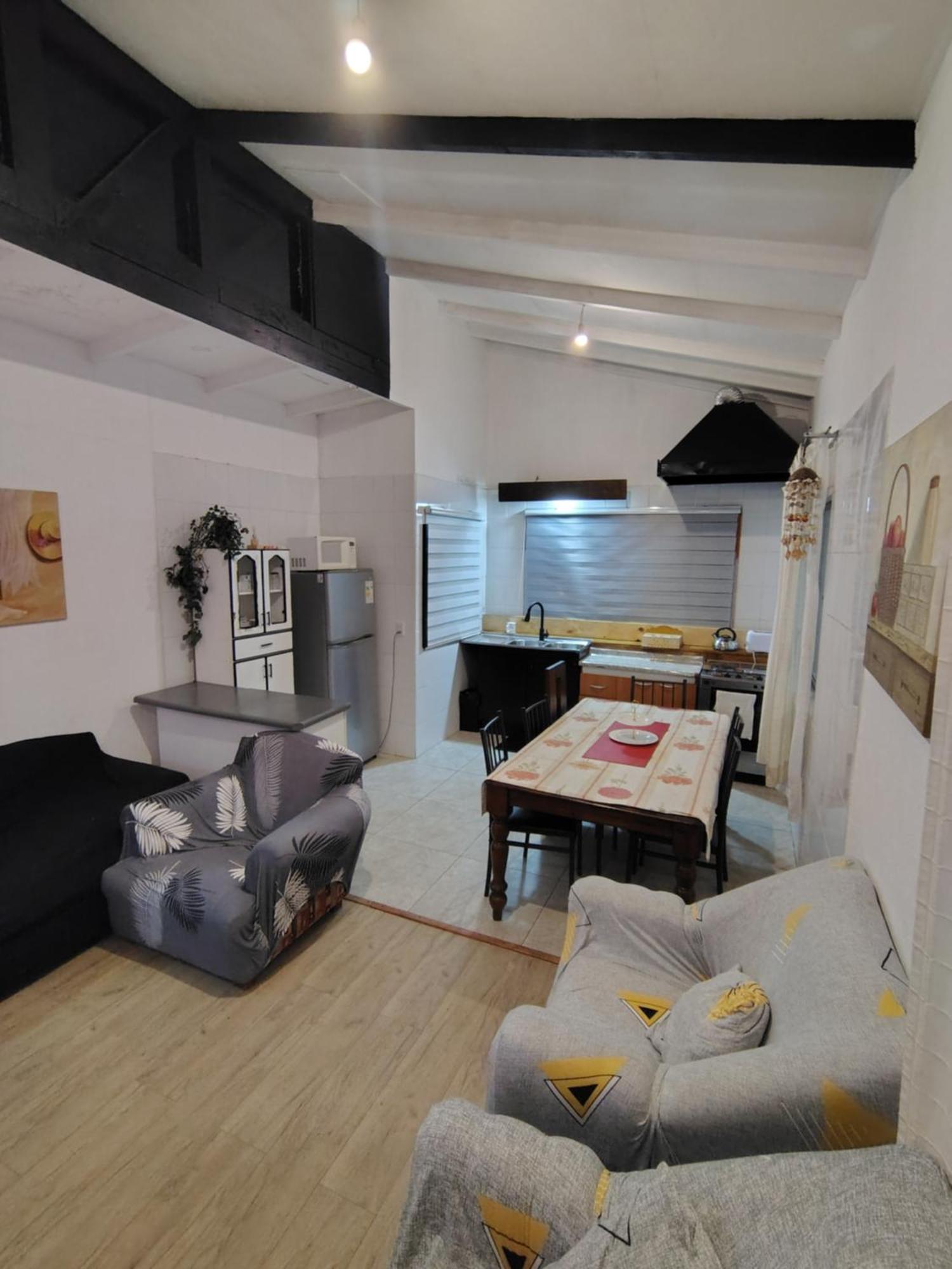 Casa Familiar Cunco *